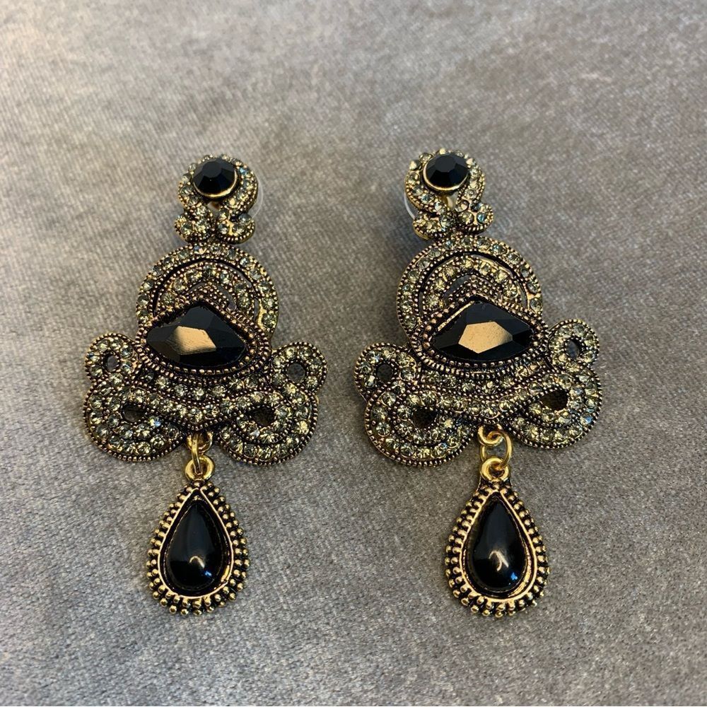 BLACK gem jewelled Victorian style crystal rhinestone dangling earrings